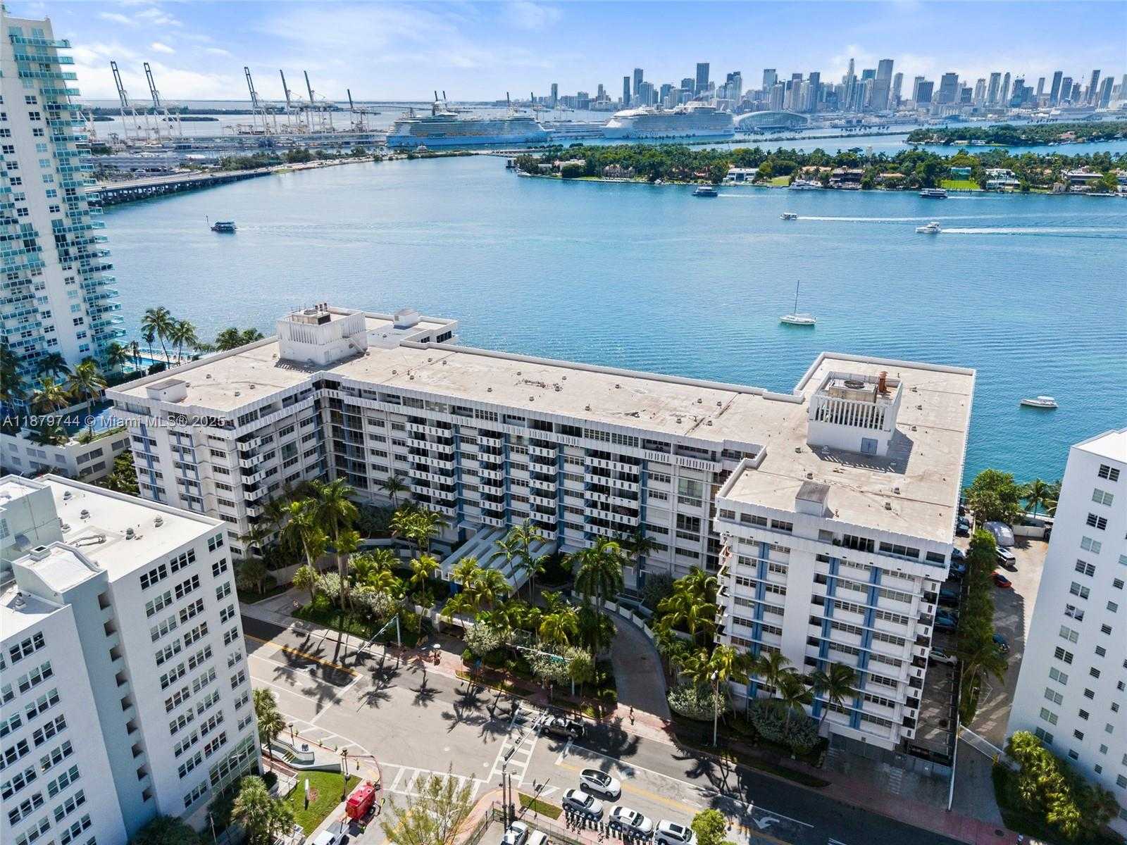 Small Image of 800 WEST AVE #831, Miami Beach Number 32