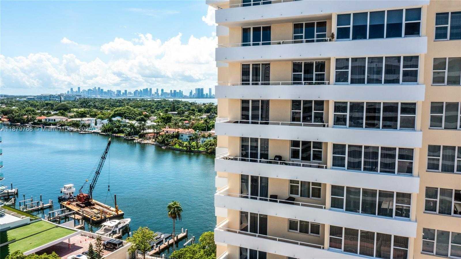 Small Image of 5600 COLLINS AVE #12E, Miami Beach Number 22