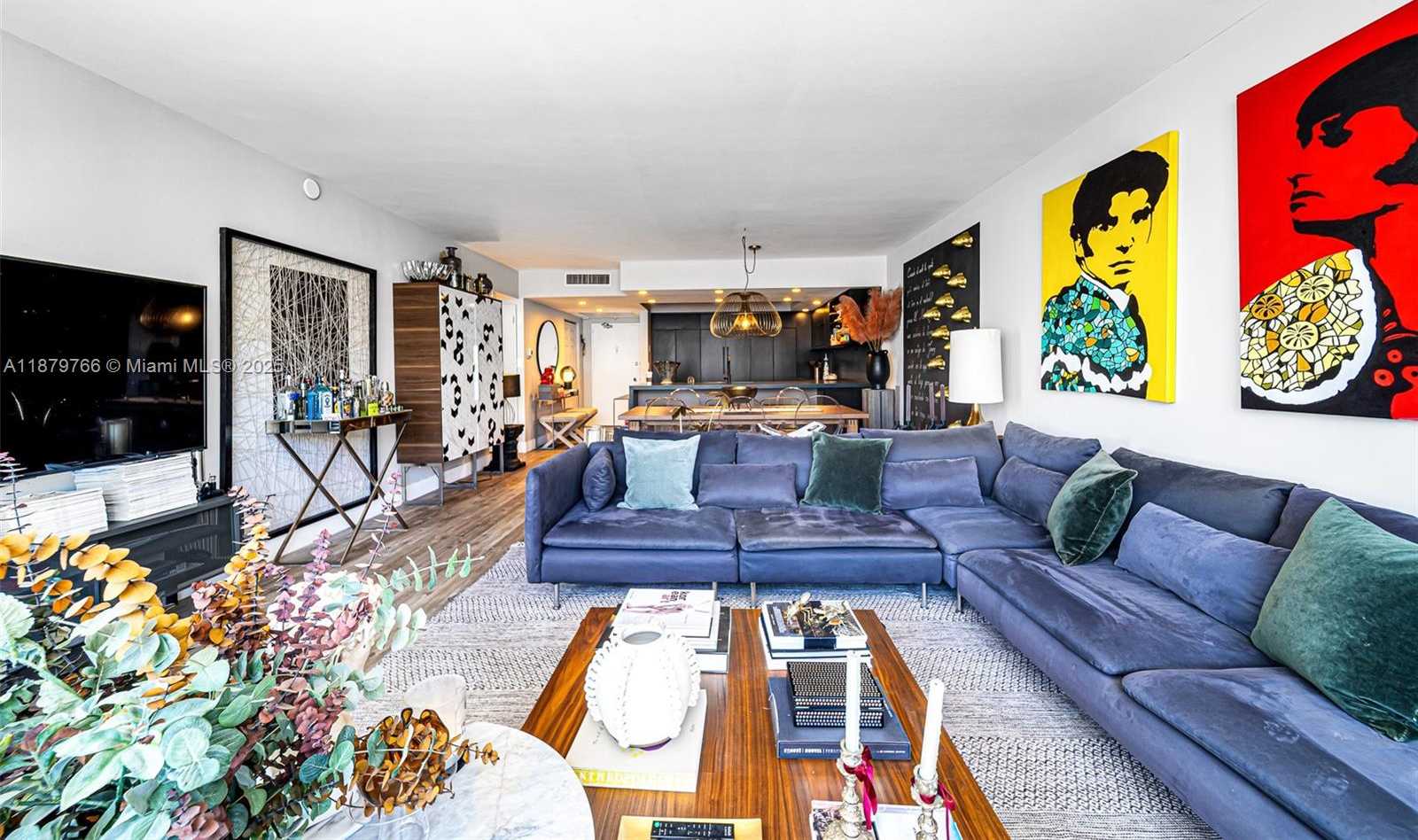 Small Image of 5600 COLLINS AVE #12E, Miami Beach Number 24
