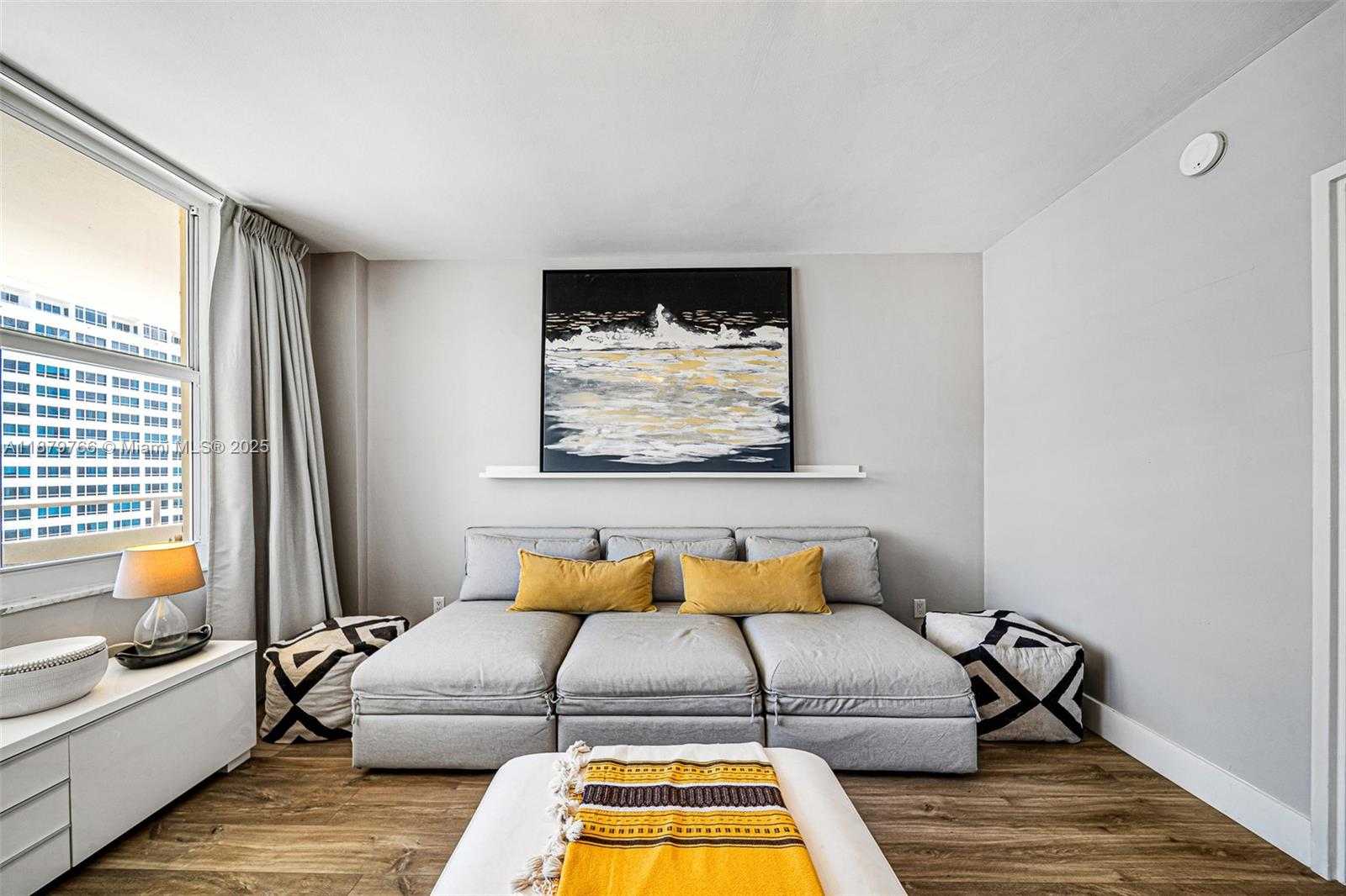 Small Image of 5600 COLLINS AVE #12E, Miami Beach Number 33