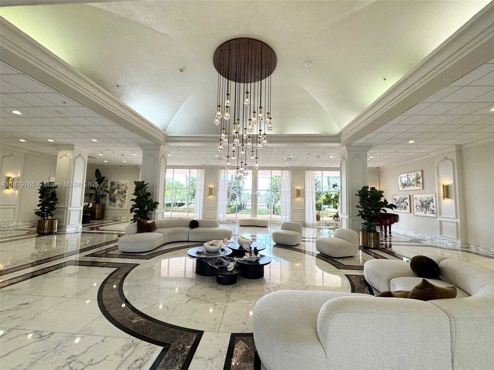 Small Image of 5600 COLLINS AVE #12E, Miami Beach Number 54