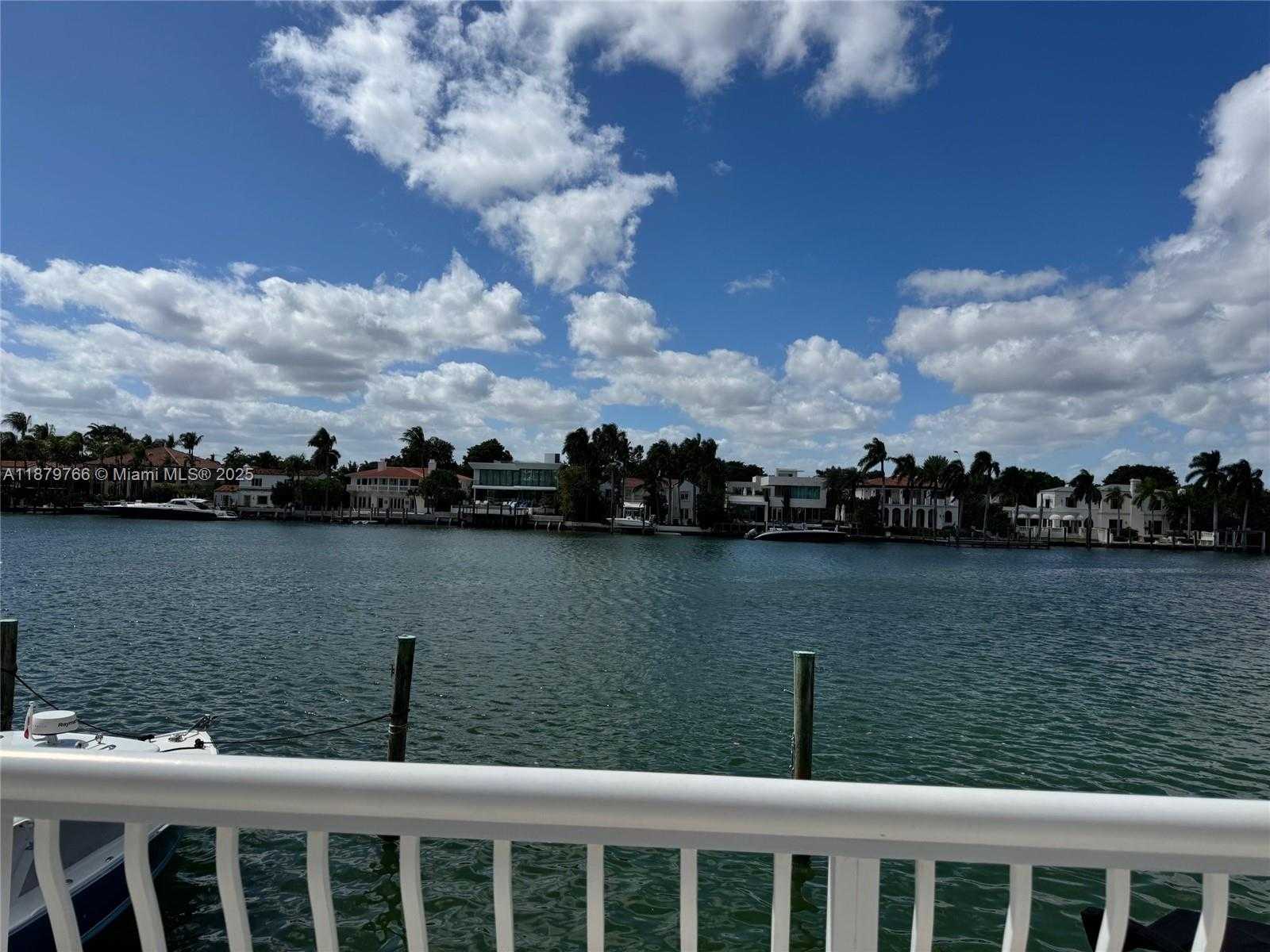 Small Image of 5600 COLLINS AVE #12E, Miami Beach Number 66
