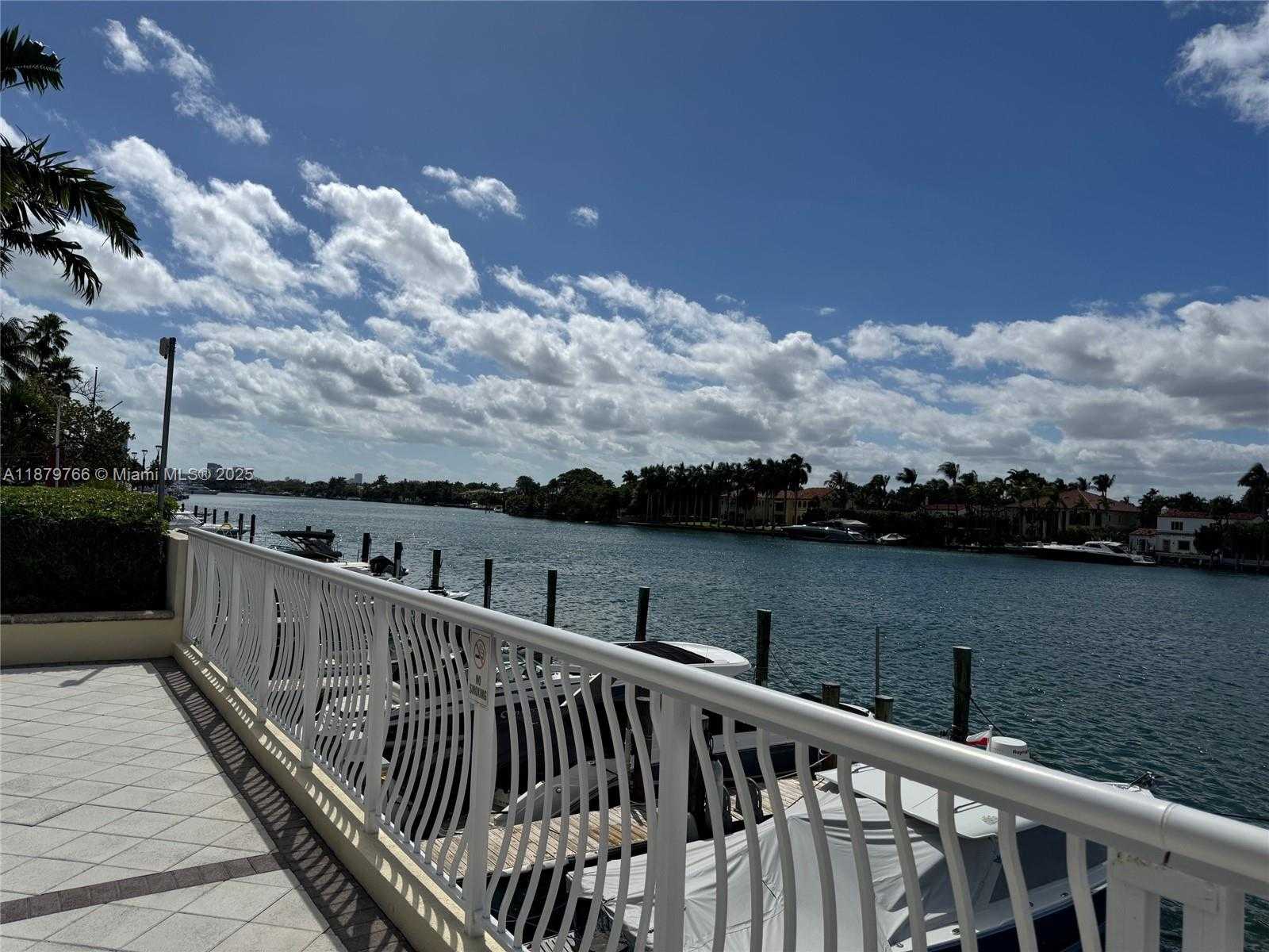 Small Image of 5600 COLLINS AVE #12E, Miami Beach Number 67