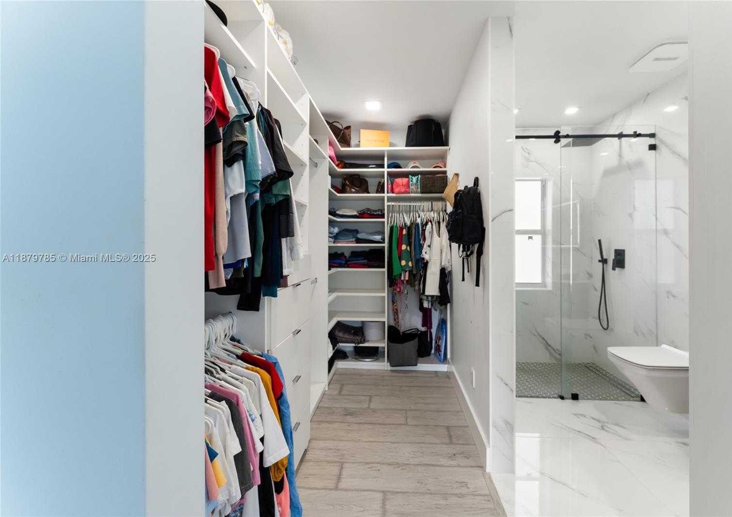 Small Image of 7380 BIG CYPRESS DR, Miami Lakes Number 13