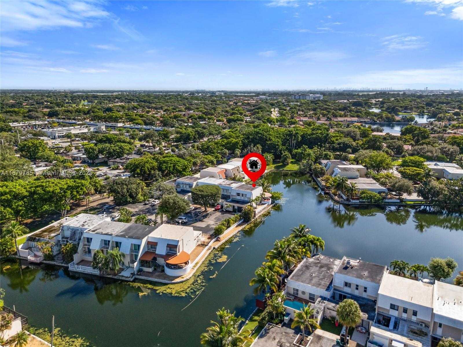 Small Image of 7380 BIG CYPRESS DR, Miami Lakes Number 25