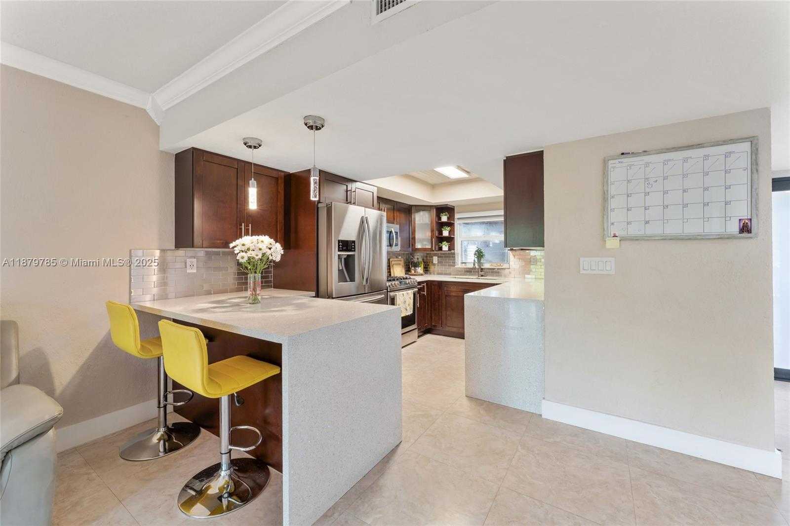 Small Image of 7380 BIG CYPRESS DR, Miami Lakes Number 7