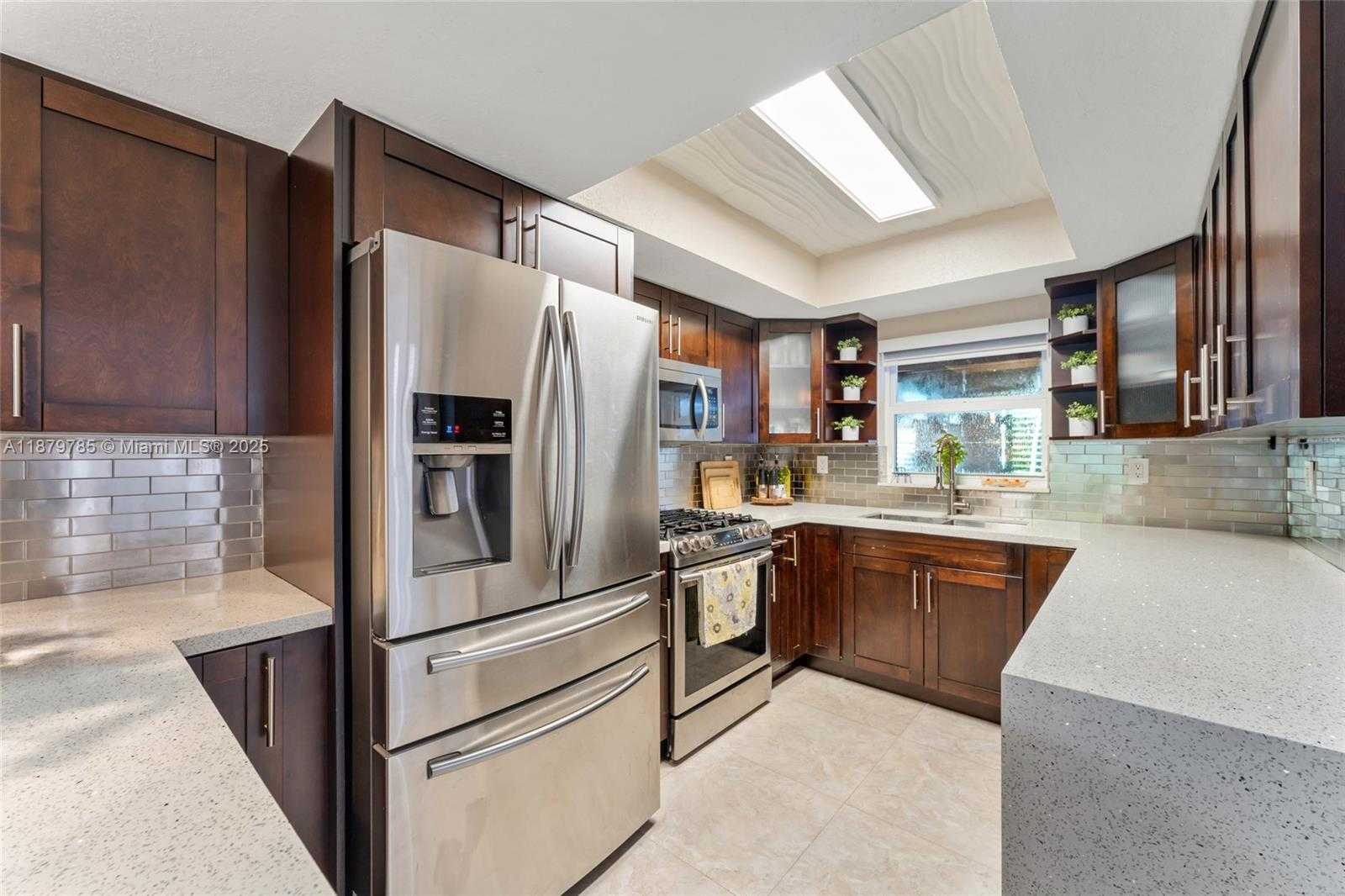 Small Image of 7380 BIG CYPRESS DR, Miami Lakes Number 8