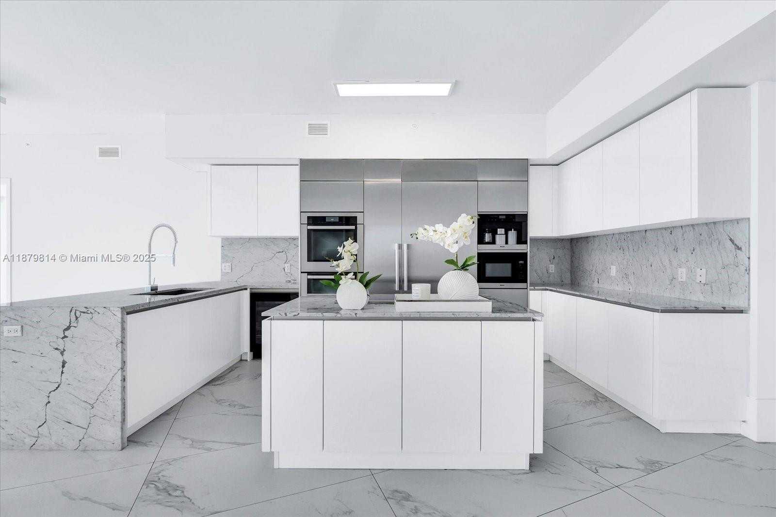 Small Image of 5500 Island Estates Dr, Aventura, FL 33160, USA Number 7