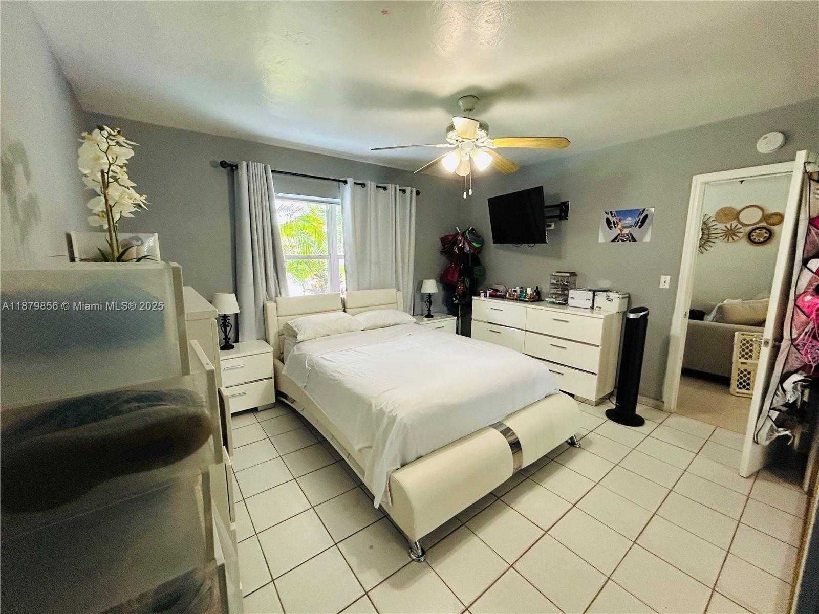 Small Image of 283 EAST 4TH AVE #2, Hialeah Number 14
