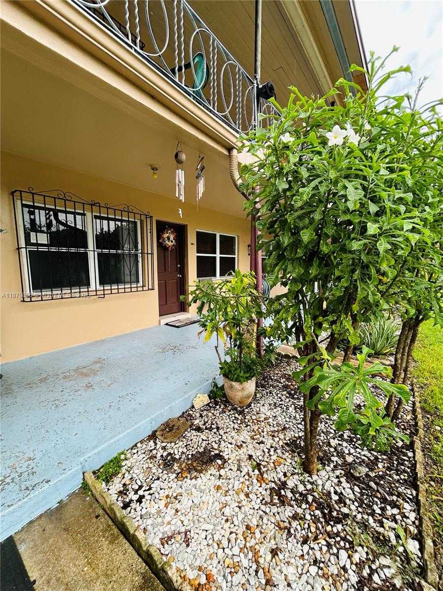 Small Image of 283 EAST 4TH AVE #2, Hialeah Number 5