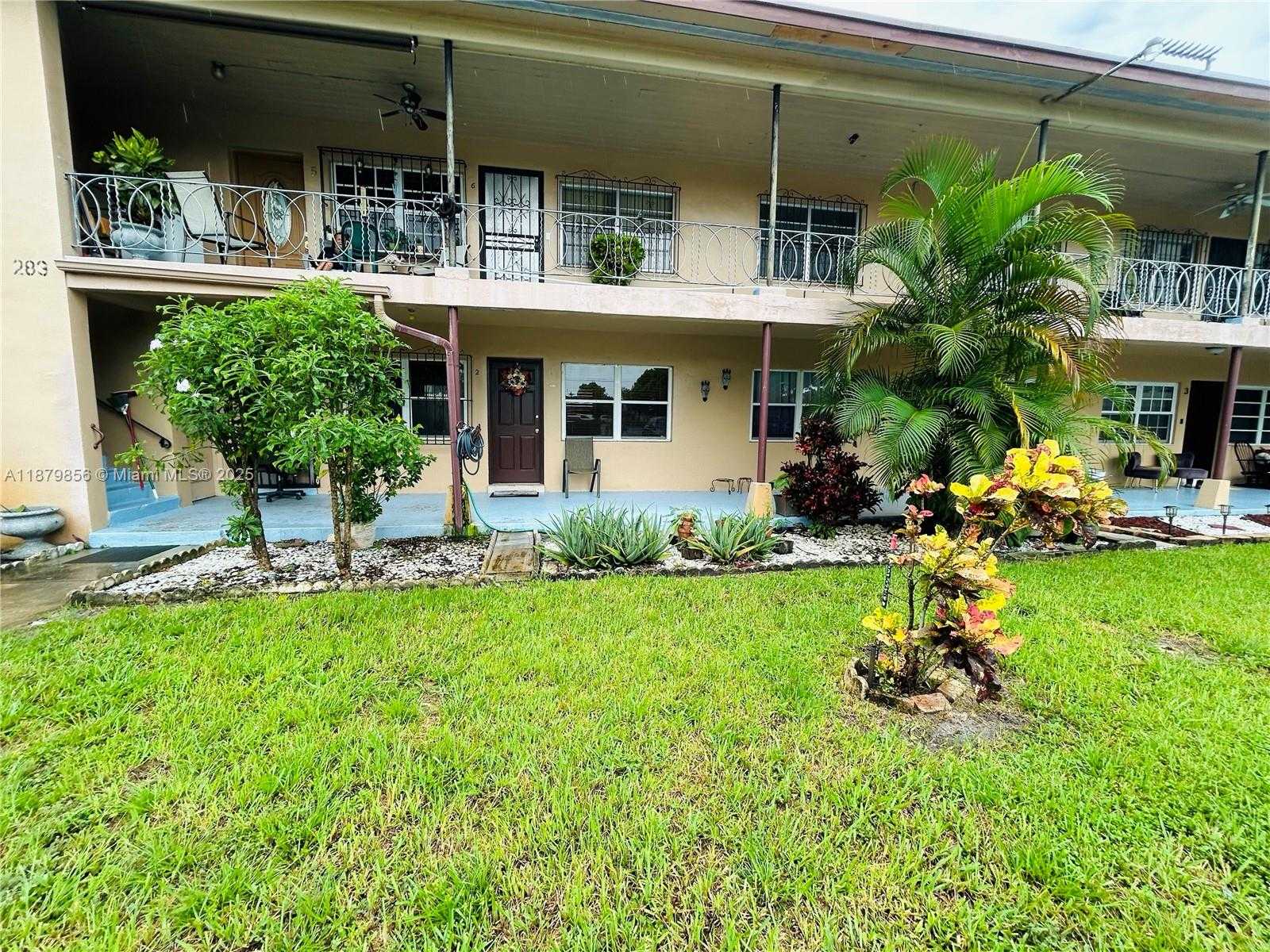 Small Image of 283 EAST 4TH AVE #2, Hialeah Number 6