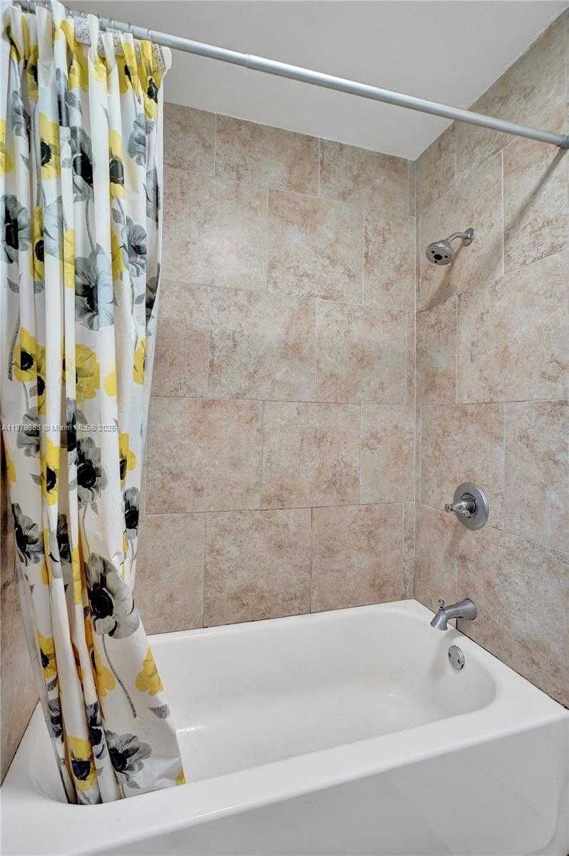 Small Image of 7610 SOUTH WEST 82ND ST #J207, Miami Number 16
