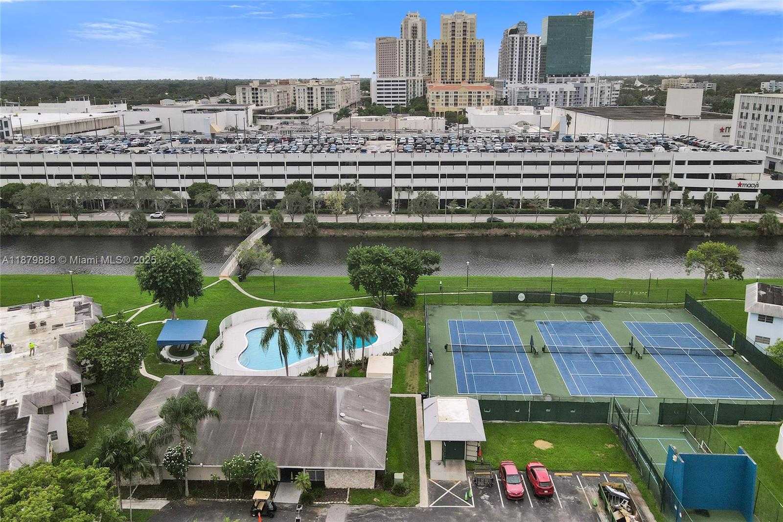 Small Image of 7610 SOUTH WEST 82ND ST #J207, Miami Number 18