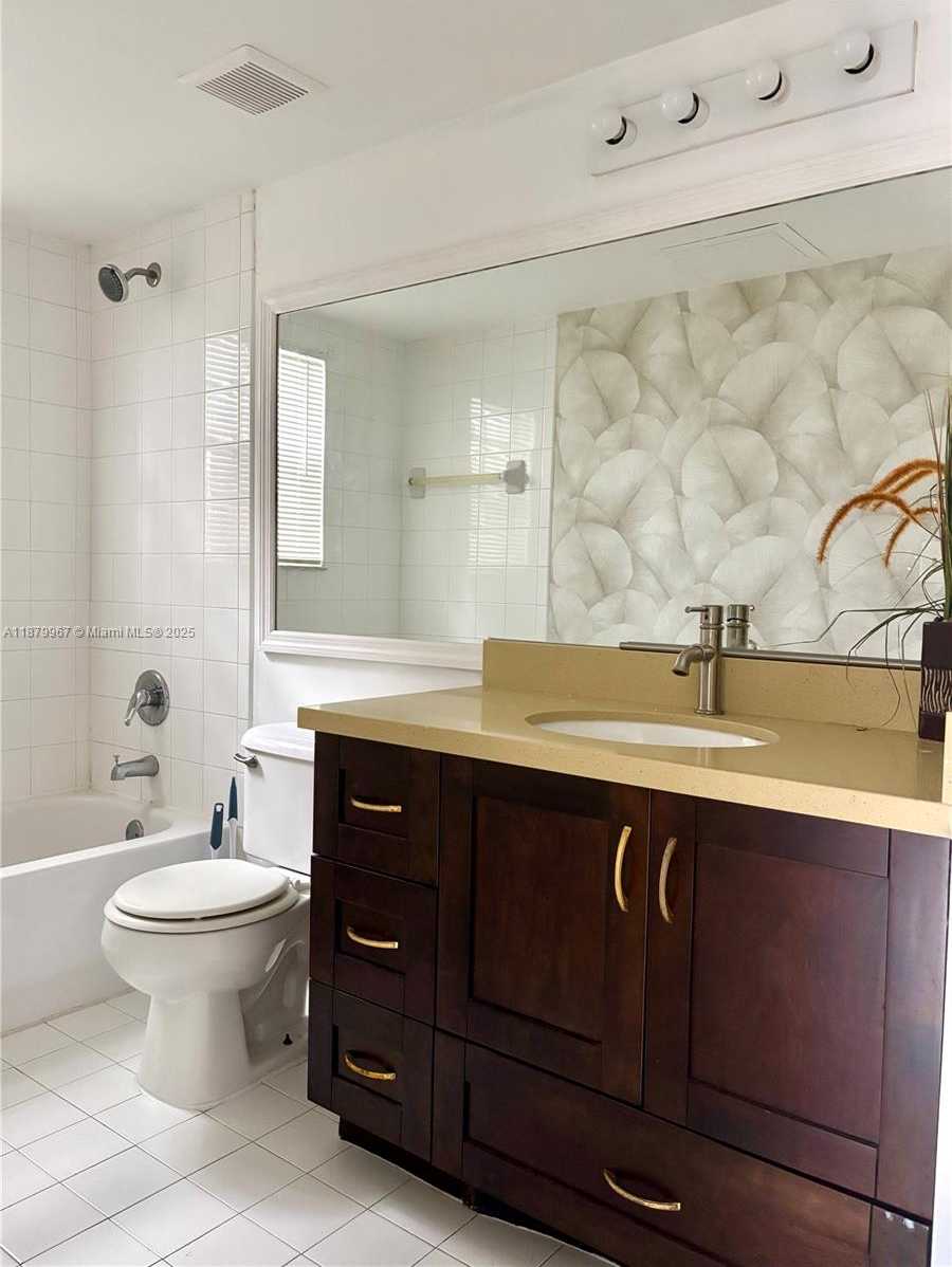 Small Image of 777 SOUTH WEST 111TH WAY #101, Pembroke Pines Number 6