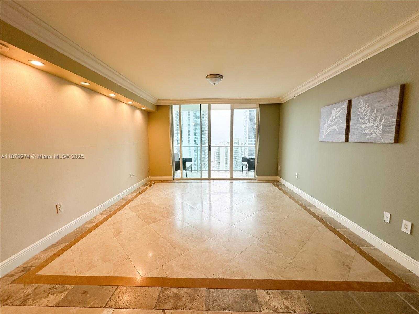 Small Image of 1155 BRICKELL BAY DR #3303, Miami Number 10