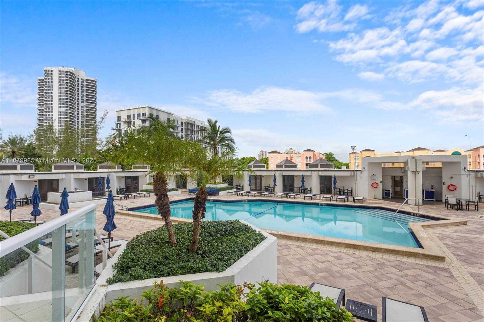 Small Image of 19500 TURNBERRY WAY #3C, Aventura Number 20