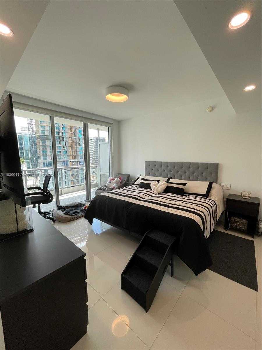 Small Image of 92 SOUTH WEST 3RD ST #1602, Miami Number 20