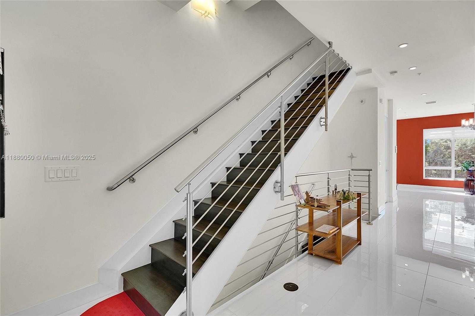 Small Image of 6640 NORTH WEST 105TH PL, Doral Number 34