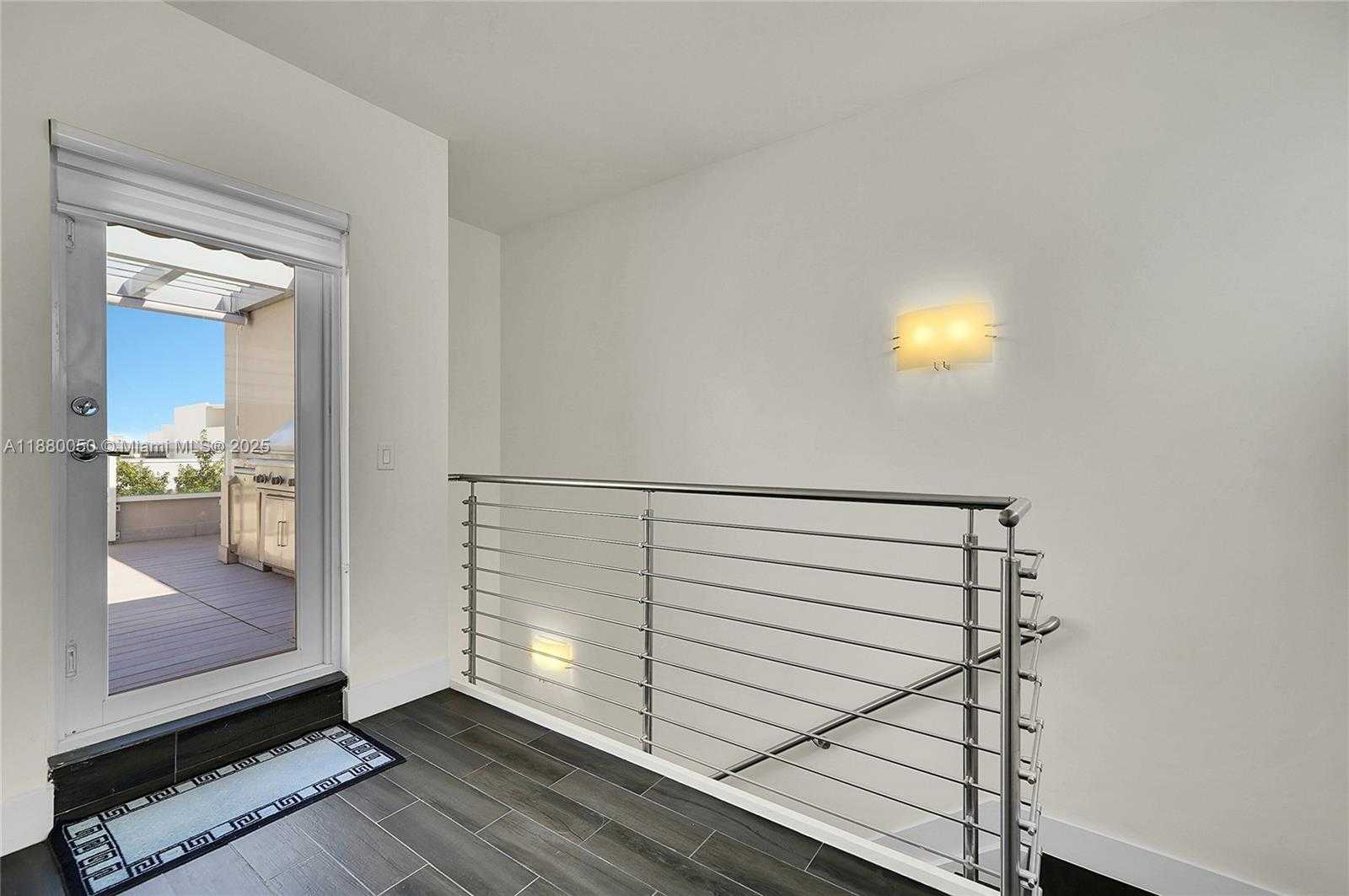 Small Image of 6640 NORTH WEST 105TH PL, Doral Number 55