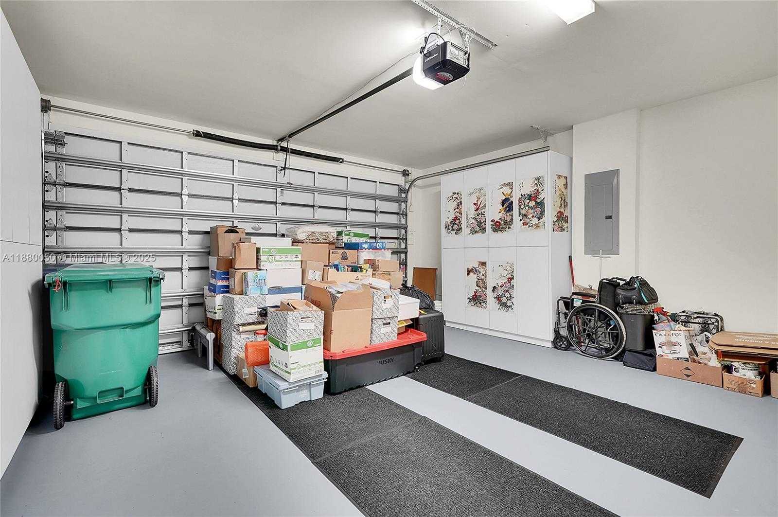 Small Image of 6640 NORTH WEST 105TH PL, Doral Number 57