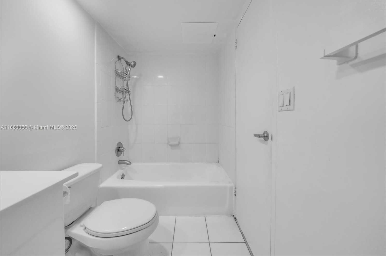 Small Image of 3000 SOUTH OCEAN DR #1208, Hollywood Number 14