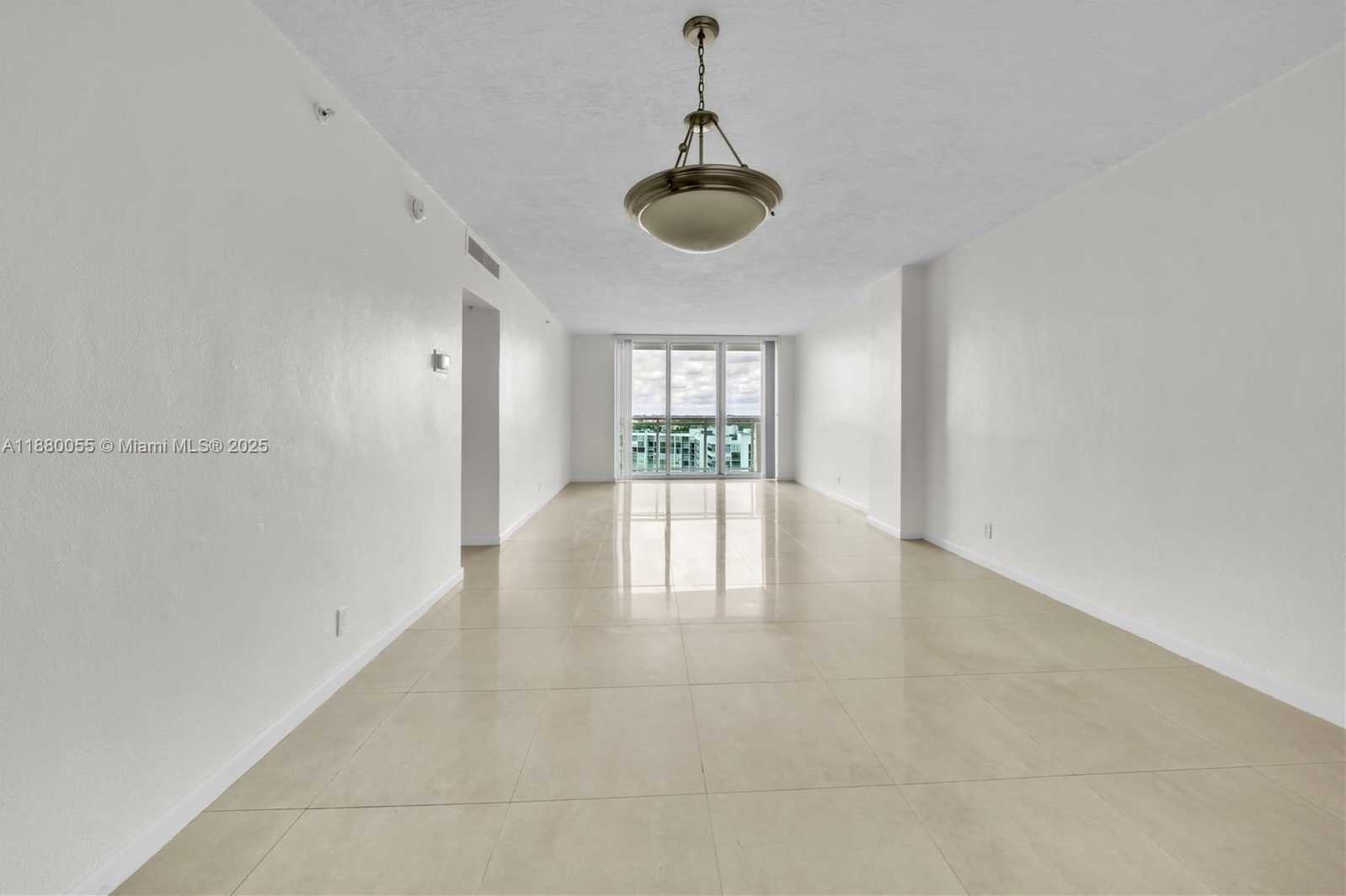 Small Image of 3000 SOUTH OCEAN DR #1208, Hollywood Number 7