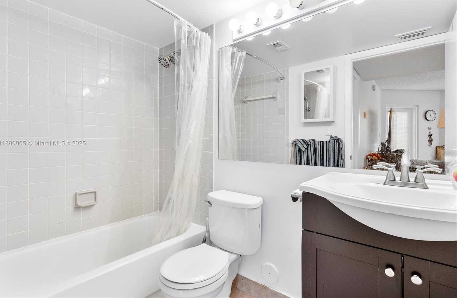 Small Image of 540 SOUTH PARK RD #19-9, Hollywood Number 15