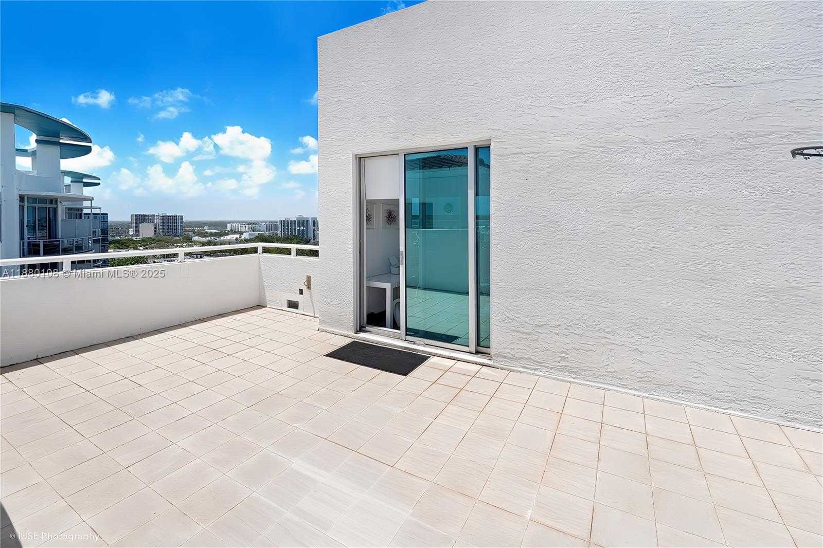 Small Image of 3131 NORTH EAST 188TH ST #PH1-1210, Aventura Number 12