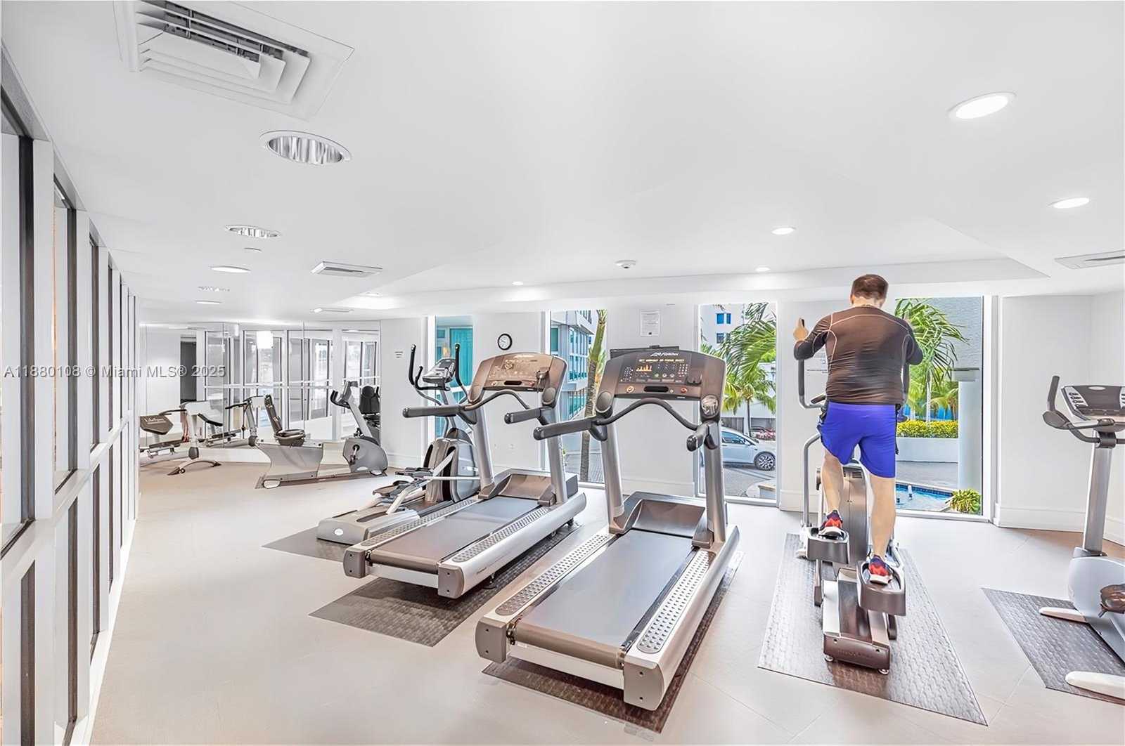 Small Image of 3131 NORTH EAST 188TH ST #PH1-1210, Aventura Number 23