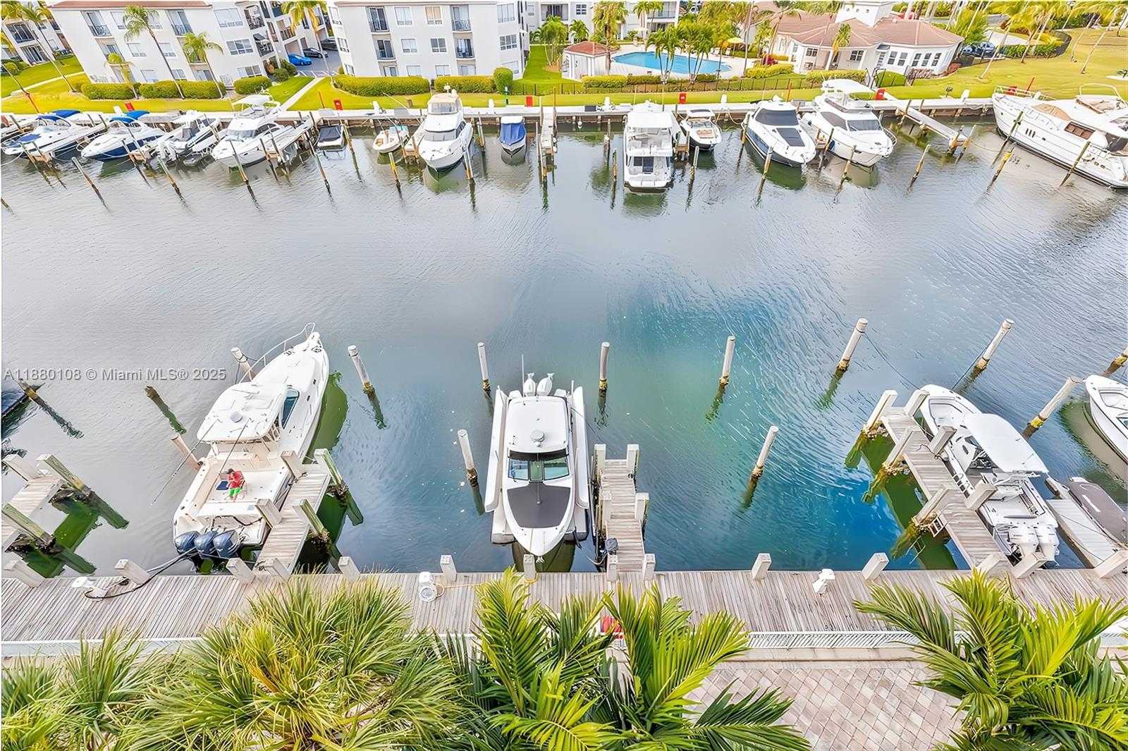 Small Image of 3131 NORTH EAST 188TH ST #PH1-1210, Aventura Number 24