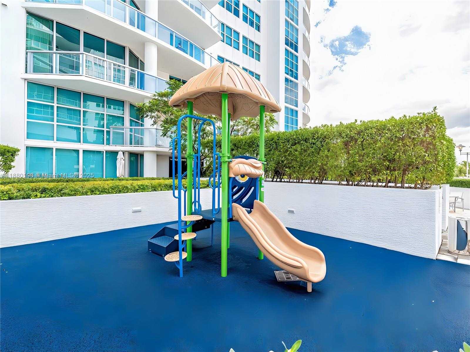 Small Image of 3131 NORTH EAST 188TH ST #PH1-1210, Aventura Number 28