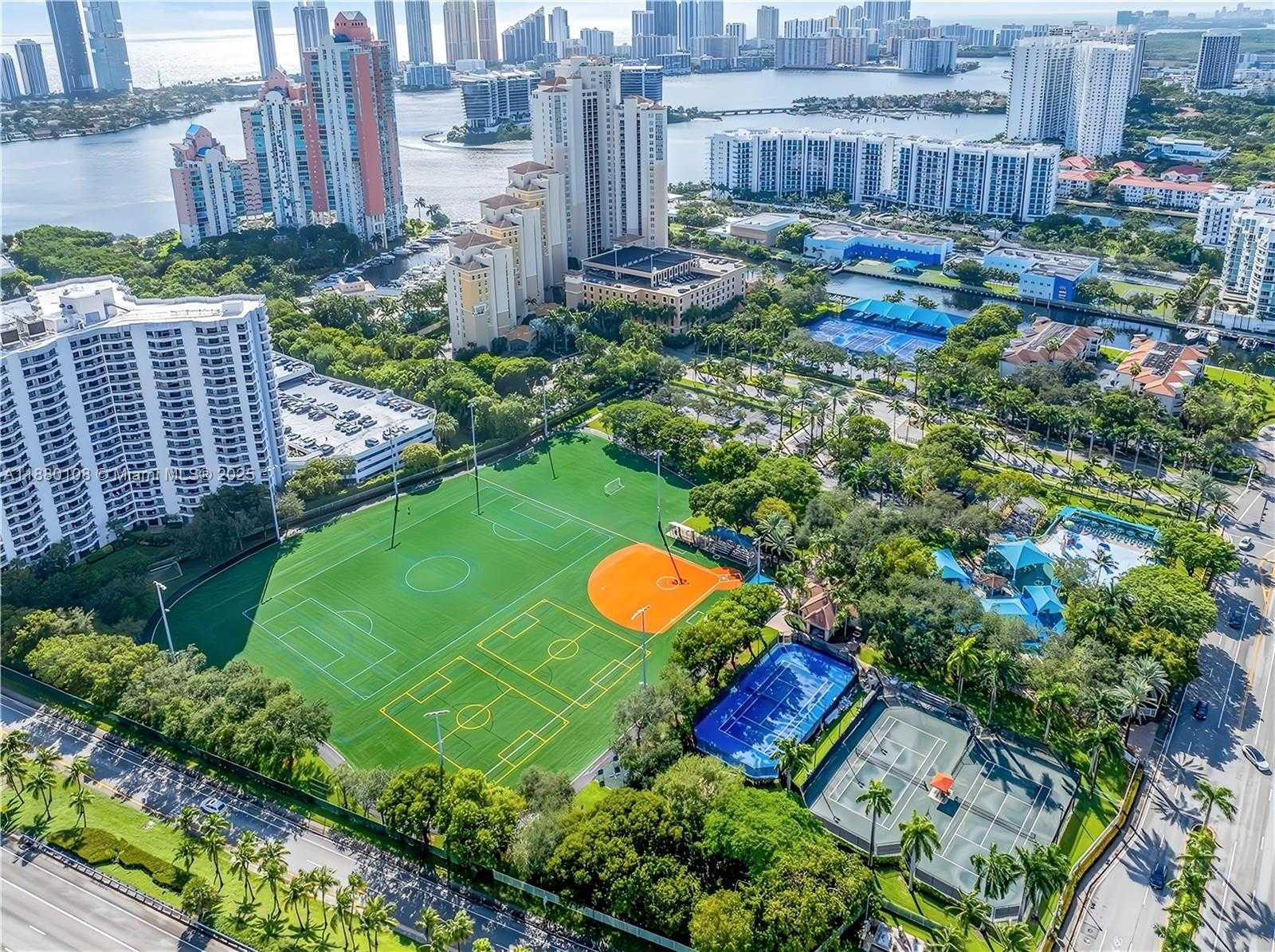 Small Image of 3131 NORTH EAST 188TH ST #PH1-1210, Aventura Number 31