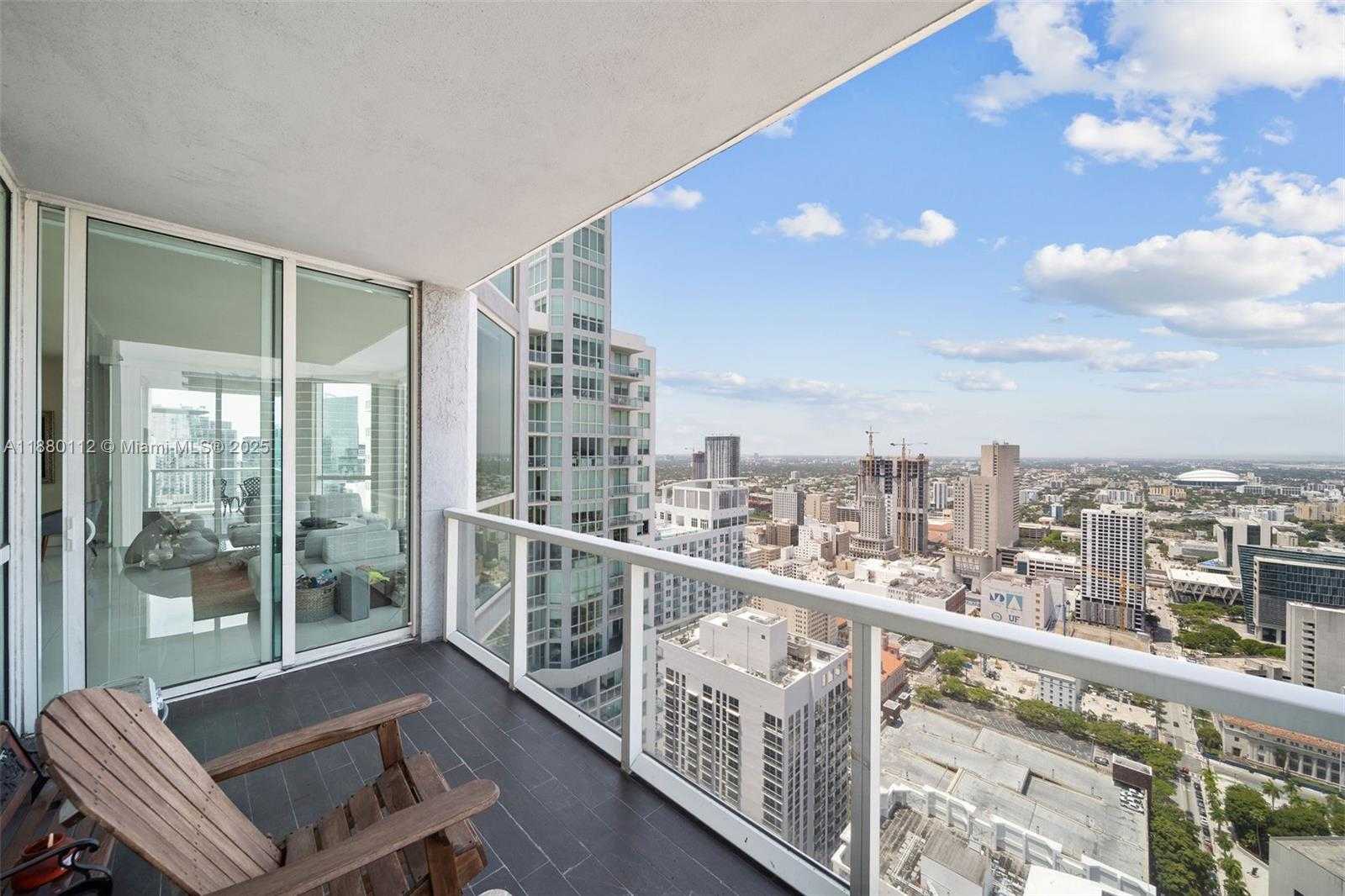 Small Image of 244 BISCAYNE BLVD #4608, Miami Number 17