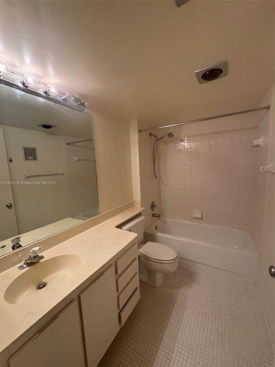 Small Image of 4145 CYPRESS REACH CT #103, Pompano Beach Number 13