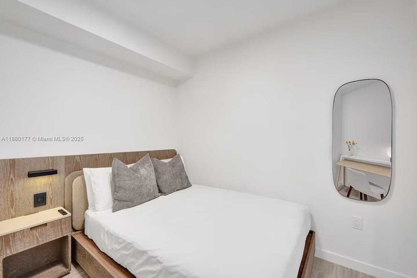 Small Image of 580 72ND STREET #1713, Miami Beach Number 6