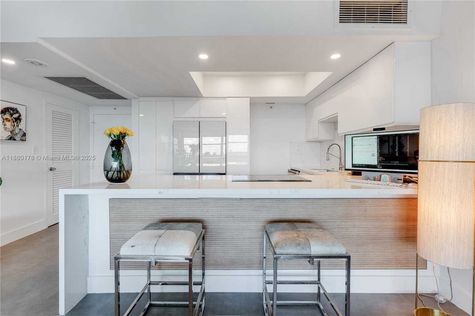 Small Image of 20 ISLAND AVE #702, Miami Beach Number 19