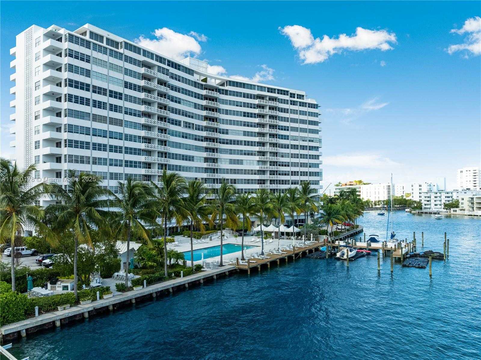 Small Image of 20 ISLAND AVE #702, Miami Beach Number 24