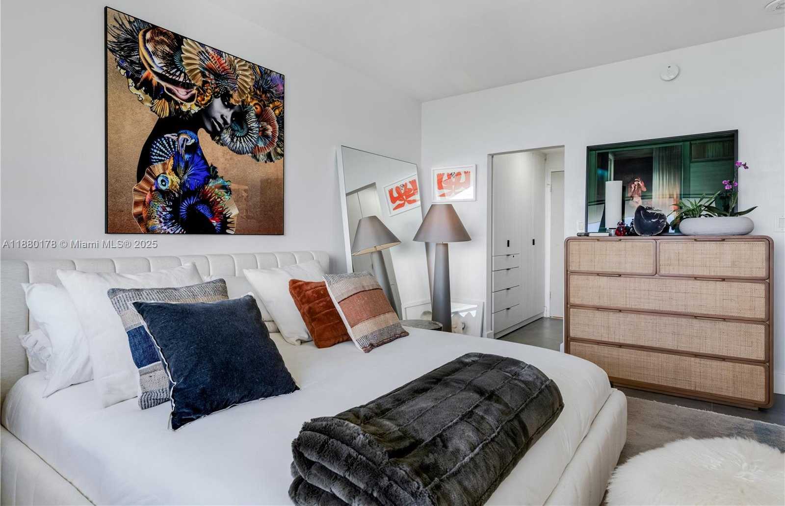 Small Image of 20 ISLAND AVE #702, Miami Beach Number 6