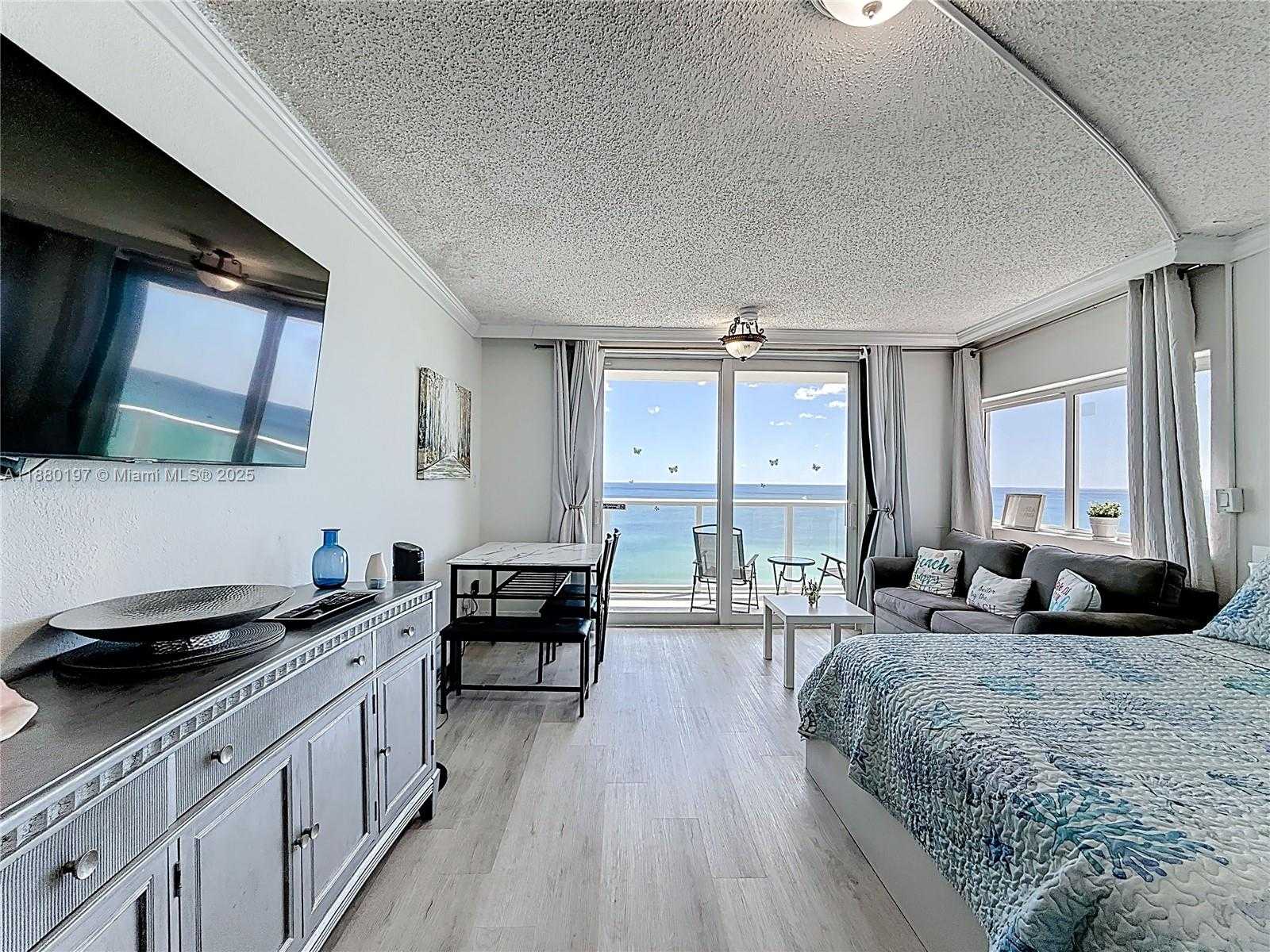Small Image of 19201 COLLINS AVE #1010, Sunny Isles Beach Number 12
