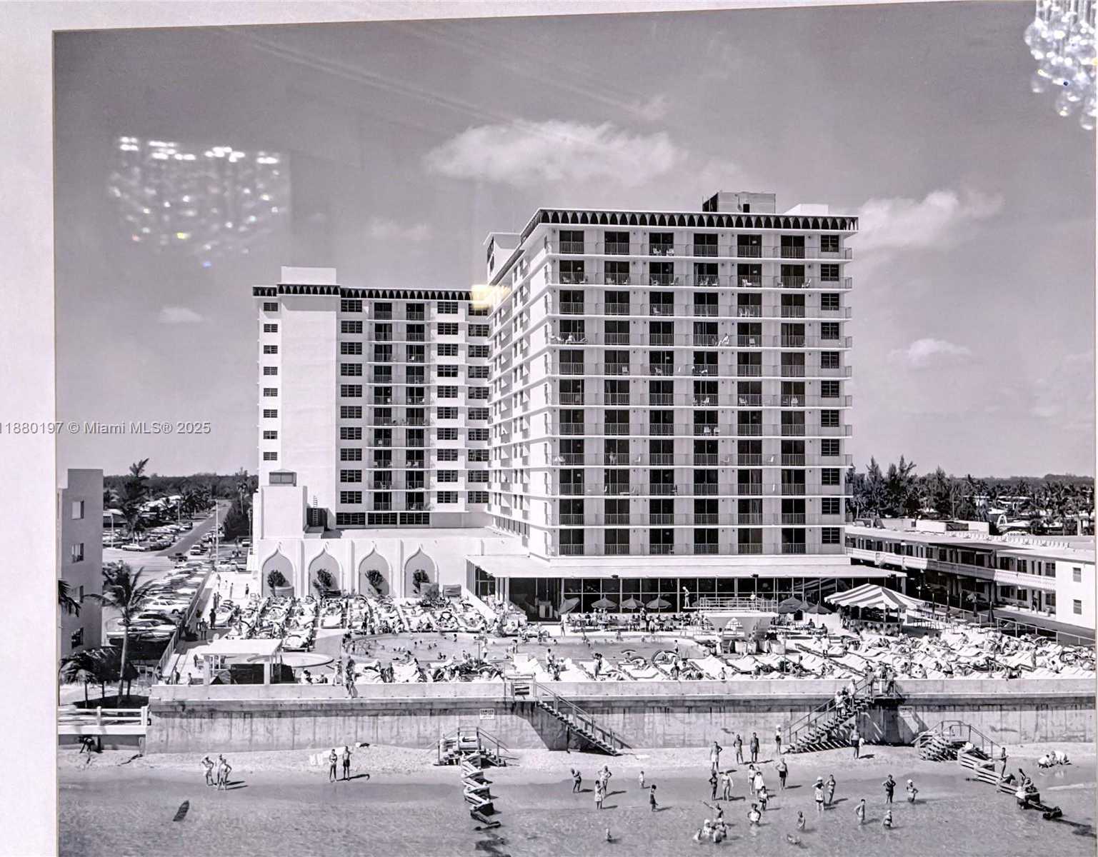 Small Image of 19201 COLLINS AVE #1010, Sunny Isles Beach Number 25