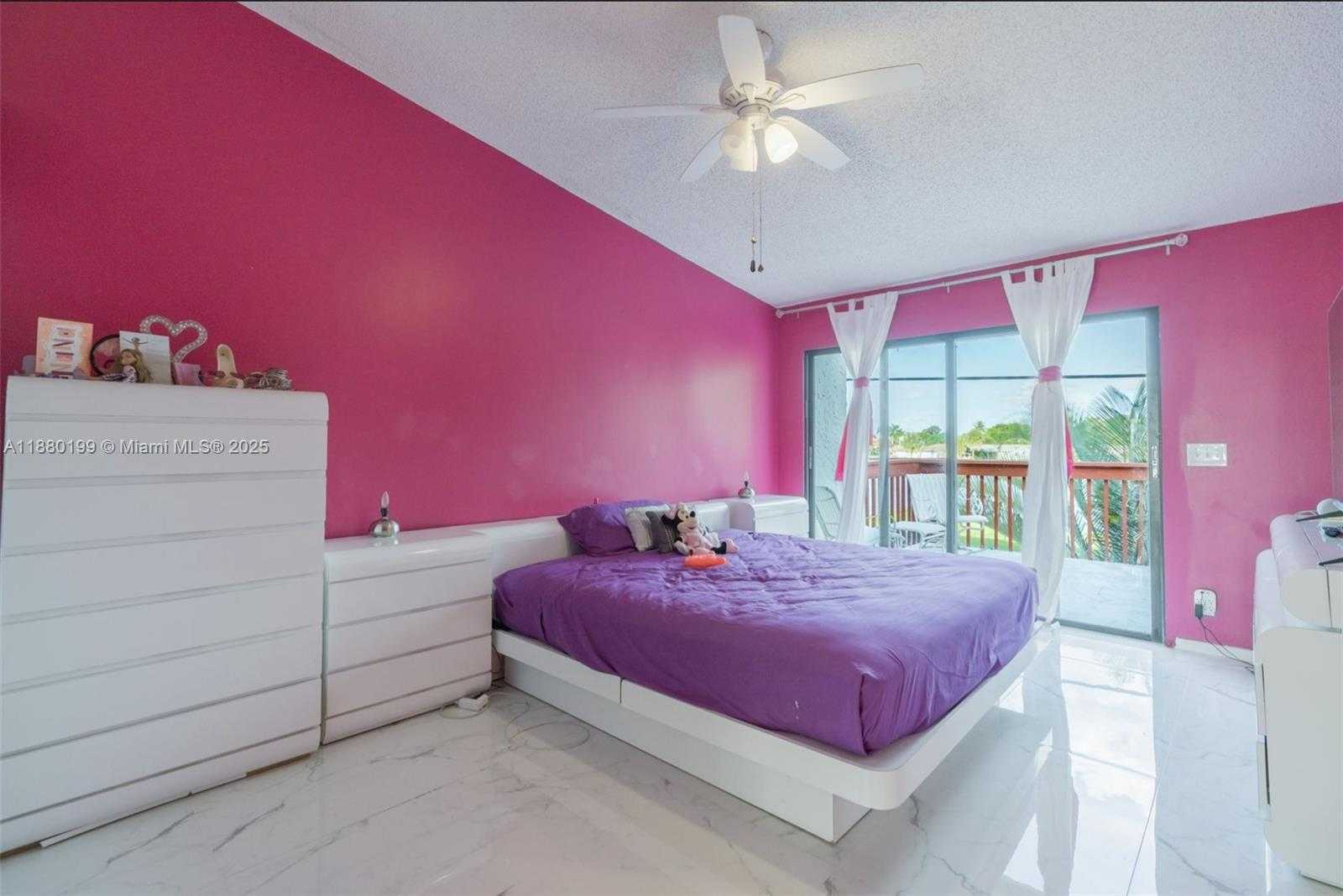 Small Image of 1800 EMBASSY DR #125, West Palm Beach Number 30