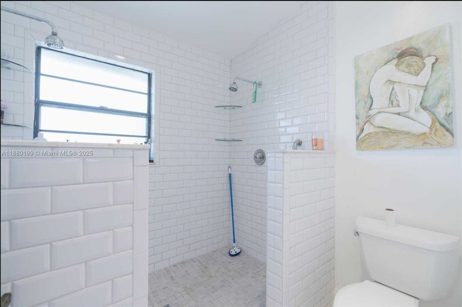 Small Image of 1800 EMBASSY DR #125, West Palm Beach Number 34