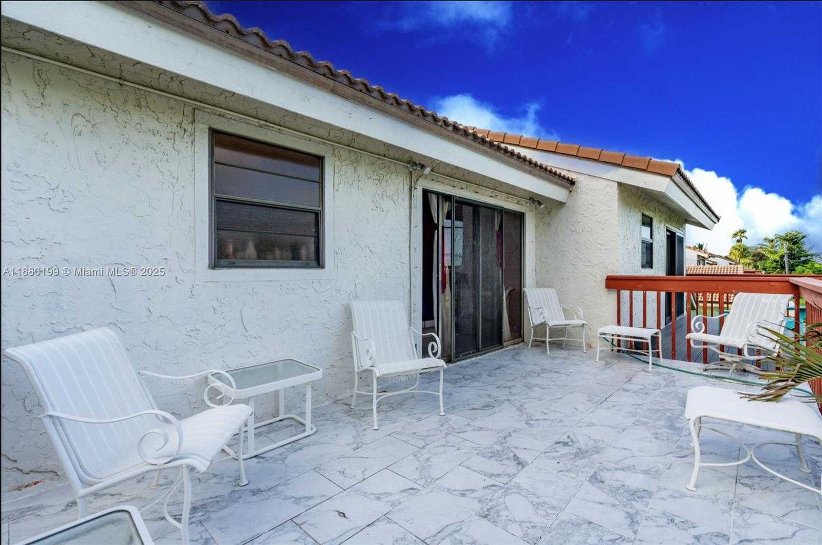 Small Image of 1800 EMBASSY DR #125, West Palm Beach Number 40