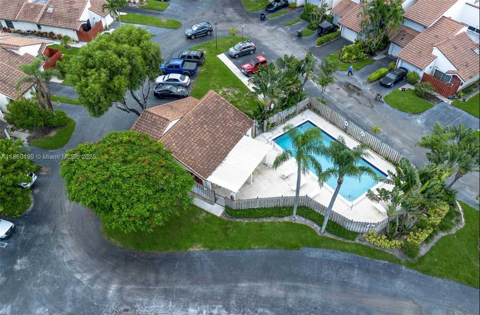 Small Image of 1800 EMBASSY DR #125, West Palm Beach Number 45