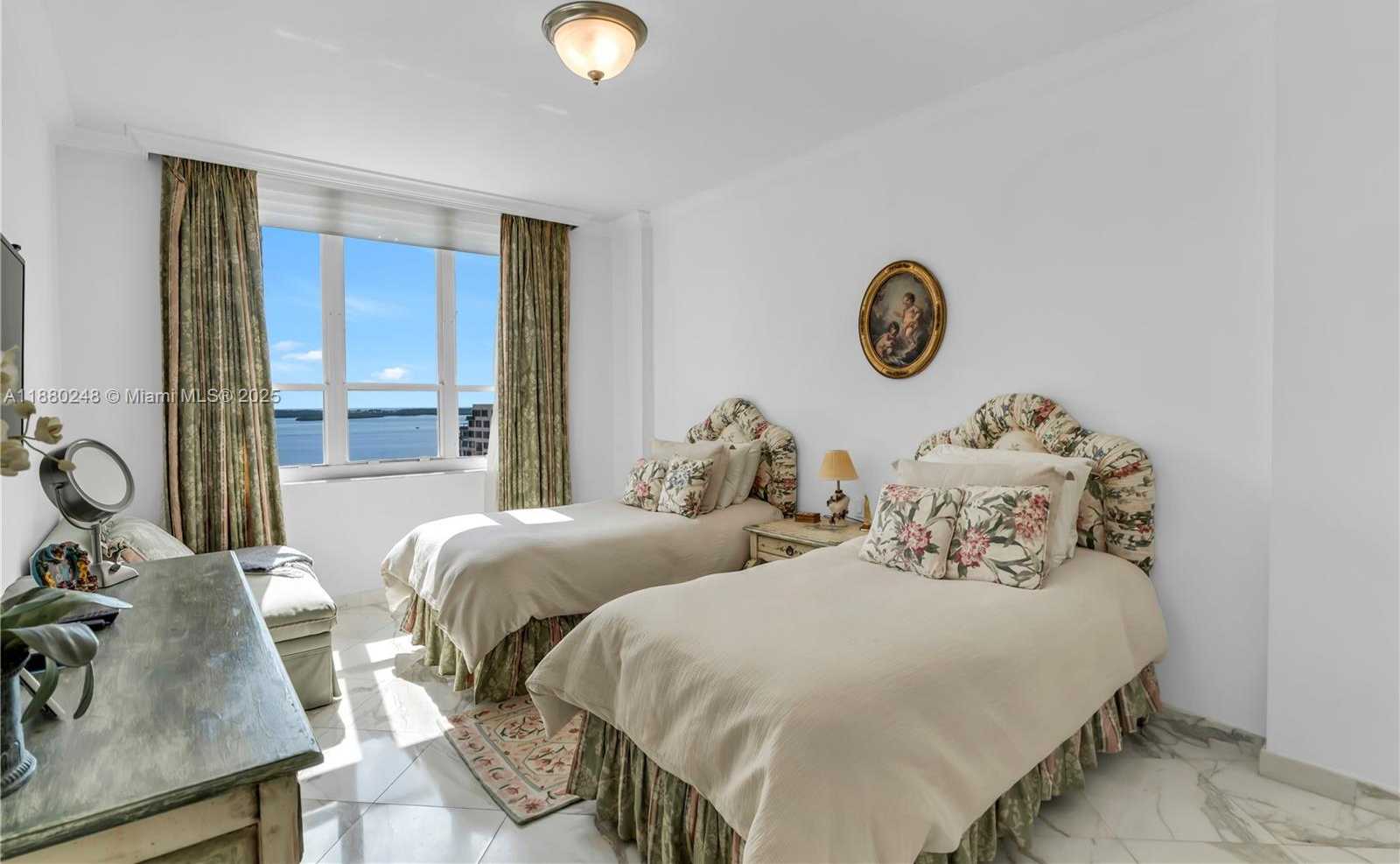 Small Image of 888 BRICKELL KEY DR #1807, Miami Number 26