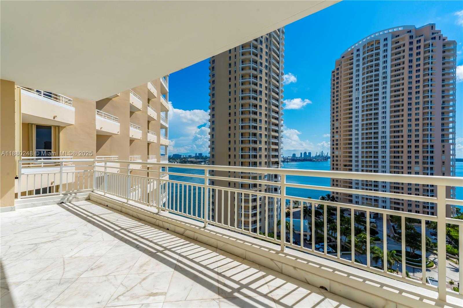 Small Image of 888 BRICKELL KEY DR #1807, Miami Number 30