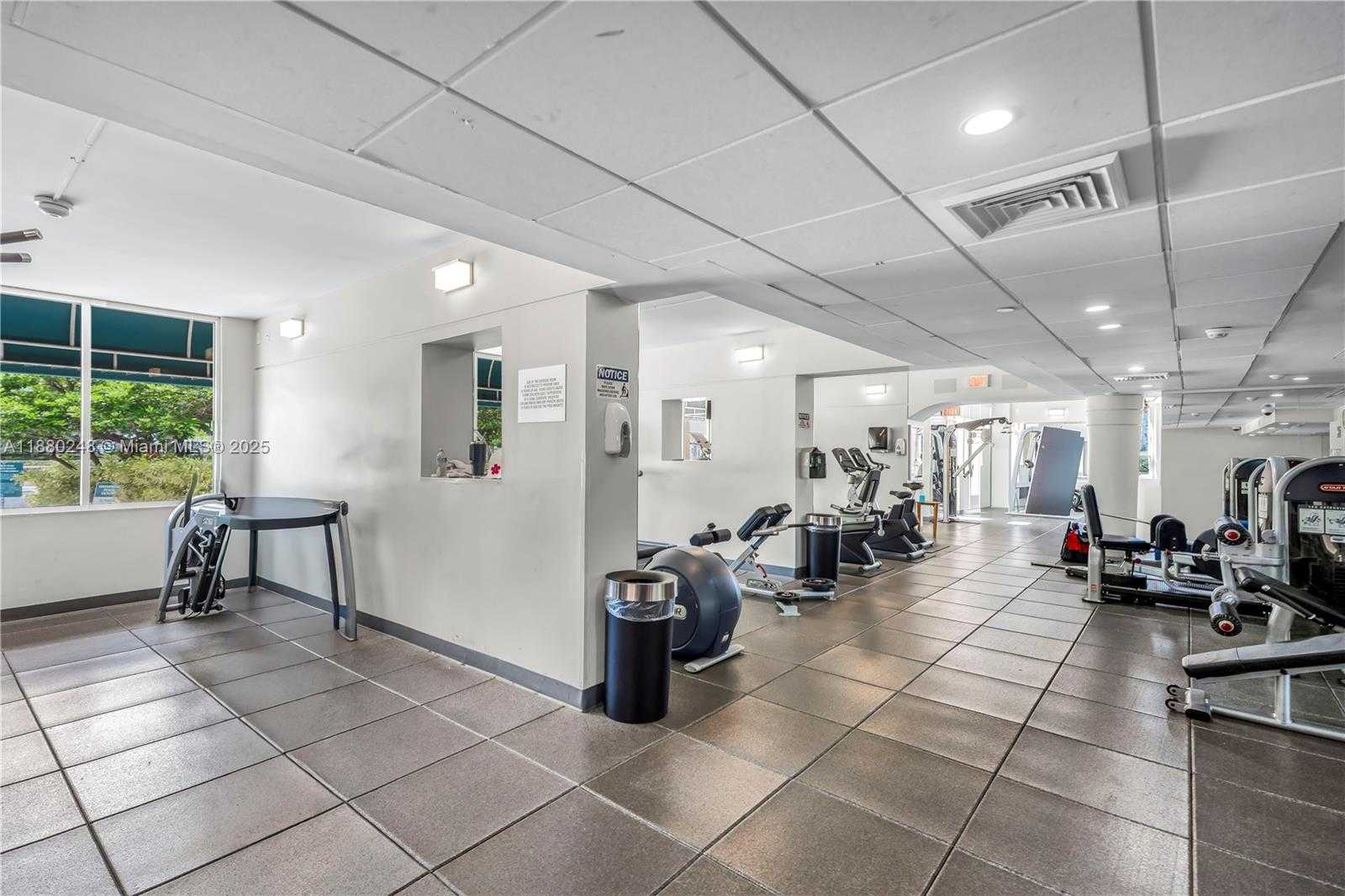 Small Image of 888 BRICKELL KEY DR #1807, Miami Number 42