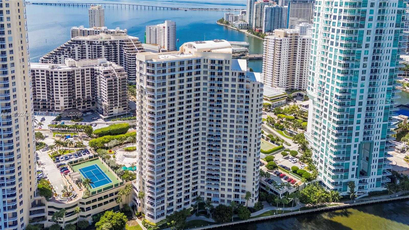 Small Image of 888 BRICKELL KEY DR #1807, Miami Number 49