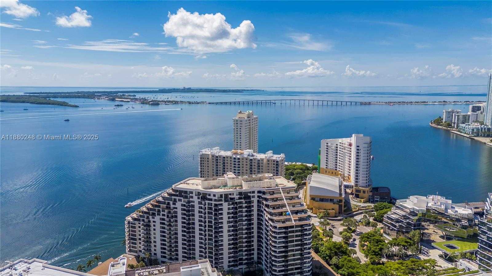 Small Image of 888 BRICKELL KEY DR #1807, Miami Number 51