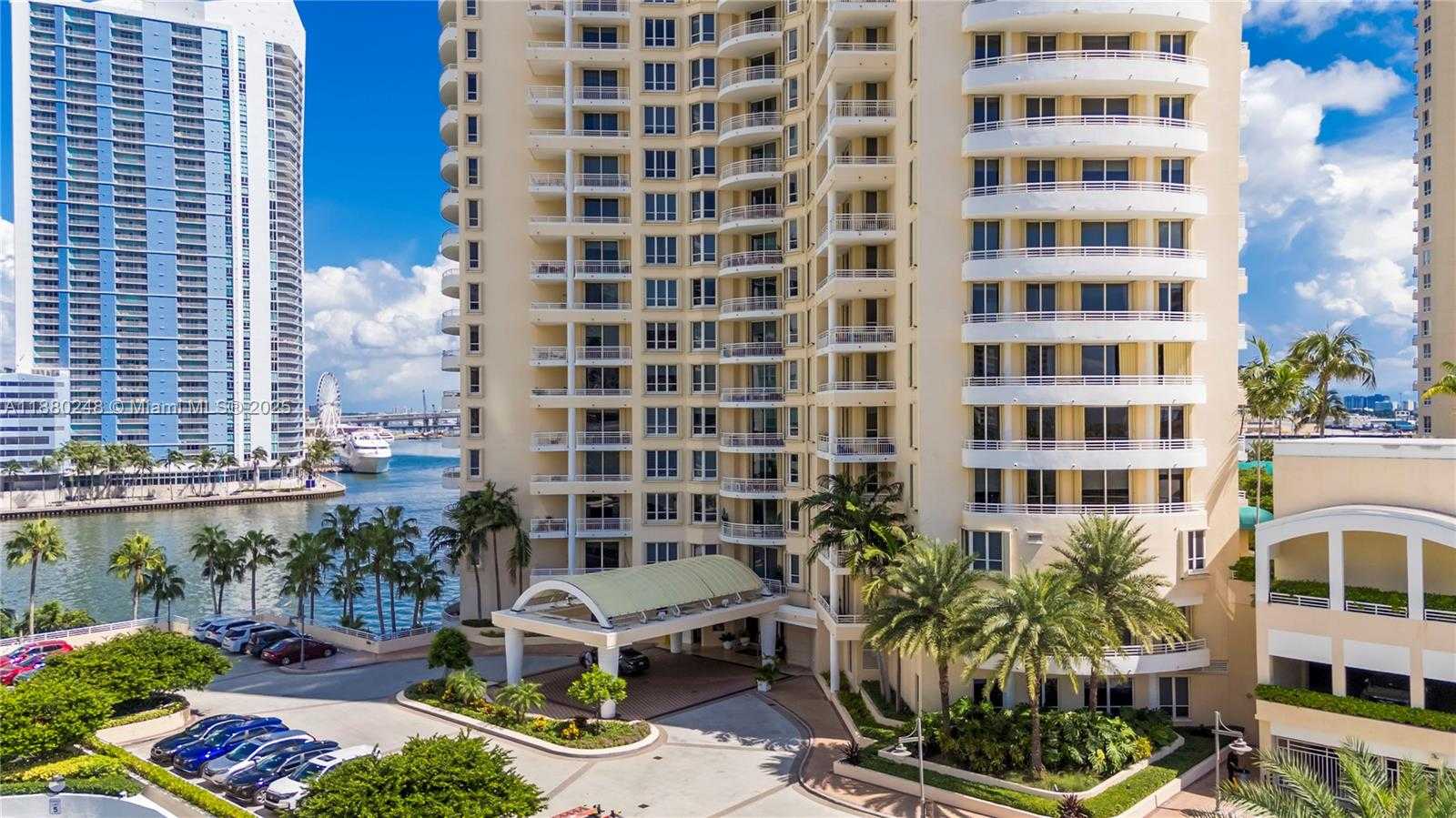 Small Image of 888 BRICKELL KEY DR #1807, Miami Number 56